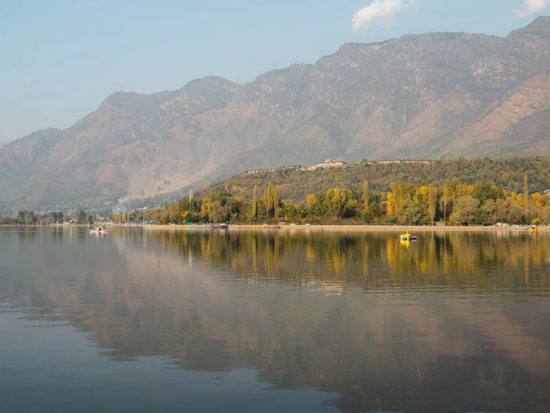 Dal Lake with the Zabarwan mountains behind